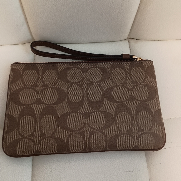 ❤️ COACH Signature PVC Coated Canvas Wristlet Wallet Brown Black 🎀 - Picture 4 of 5